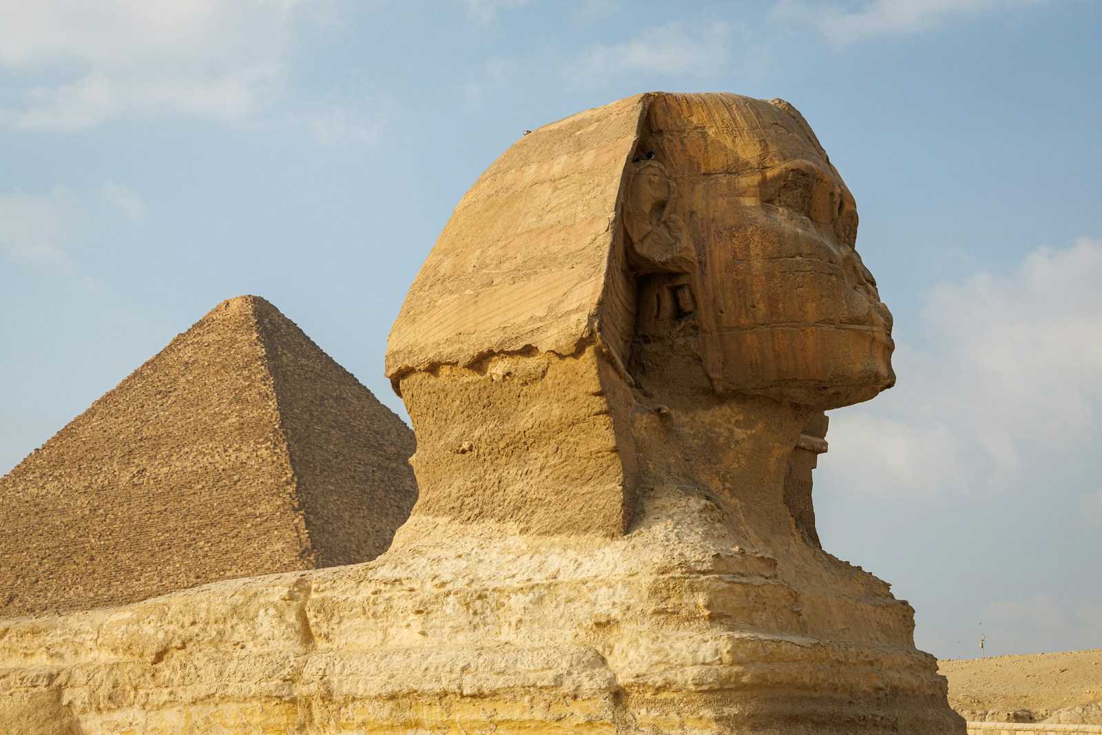 أبو الهول وأهرامات الجيزة في مصر